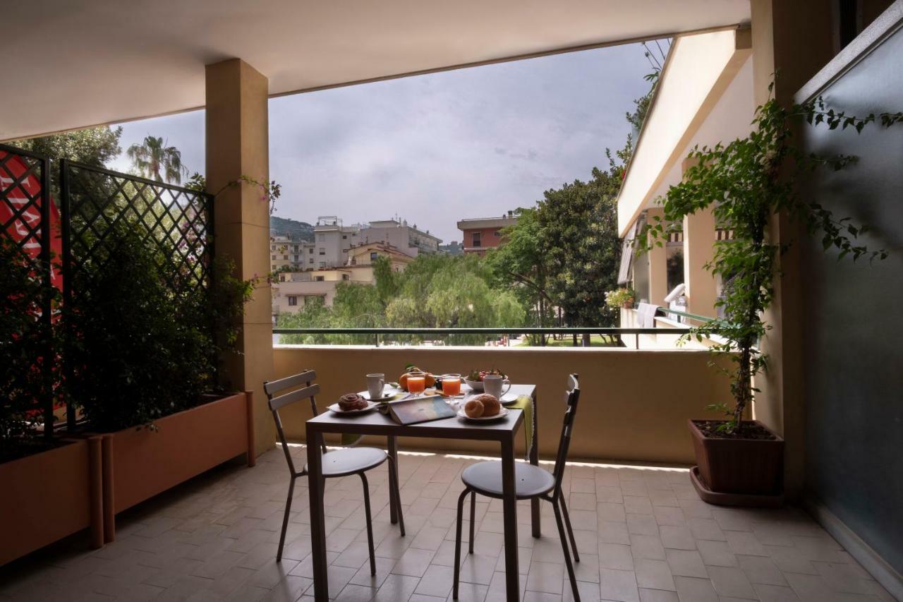 Mamima Studio Apartment Sorrento Exterior photo